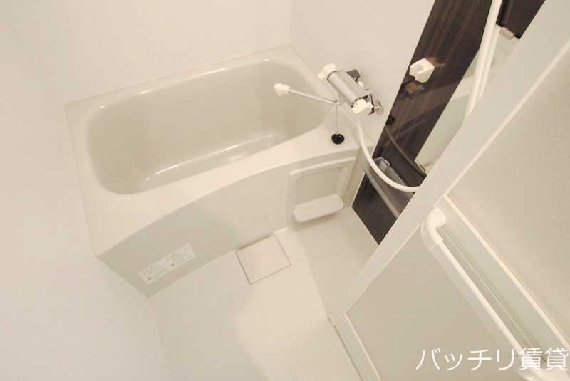 名鉄瀬戸線 尼ケ坂駅 徒歩7分 2階建 築5年の風呂写真