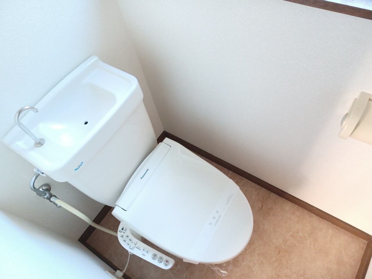トイレ　トイレもきれいです