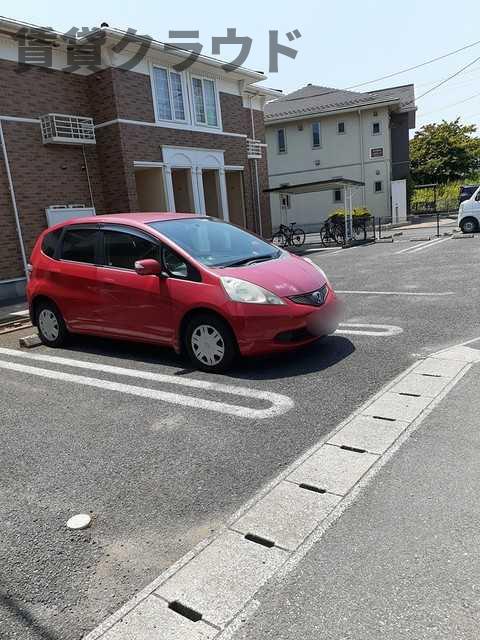 駐車場　駐車スペースもあります