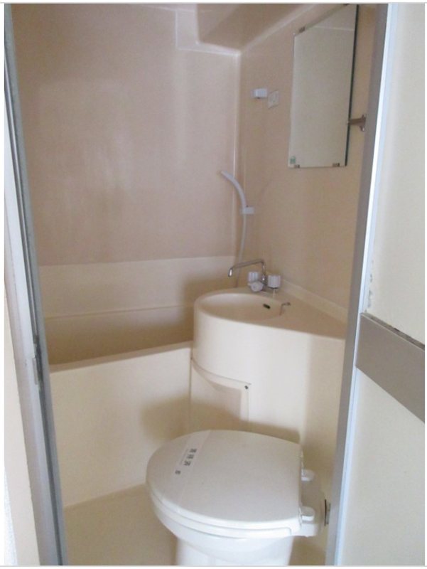 ＪＲ山手線 田町駅 徒歩9分 10階建 築41年のトイレ写真
