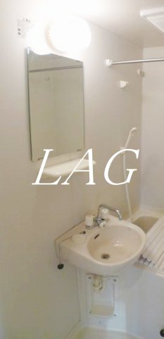 洗面設備　洗面台です。