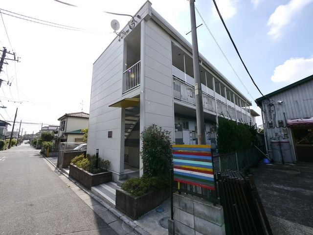 ＪＲ武蔵野線 東浦和駅 バス乗車時間：12分 最寄りバス停で下車 徒歩2分 2階建 築23年の外観写真