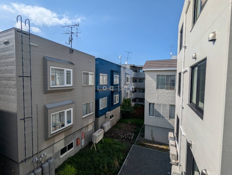 眺望　窓からの景色も綺麗な眺めとなっています。