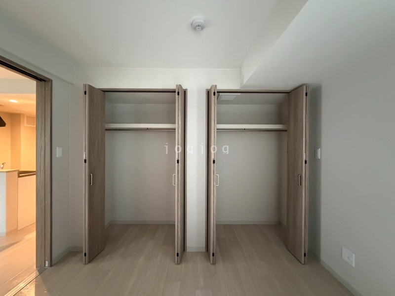 収納　お部屋についております収納もスペースが広く使いやすいです。