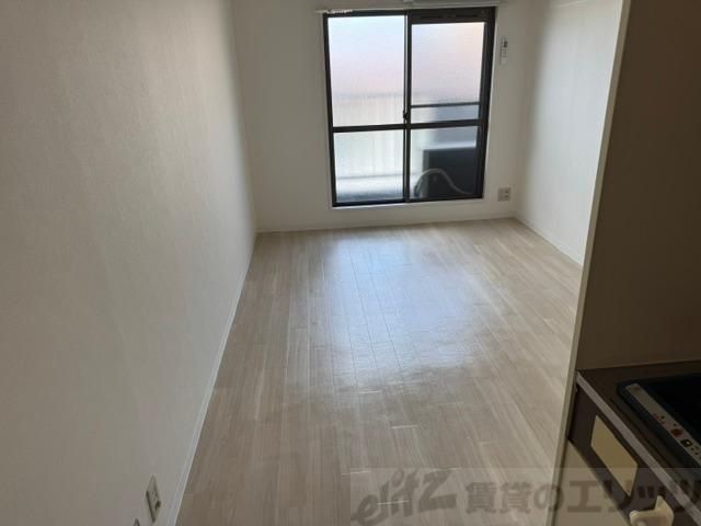 シティハイツ淡路の居間写真