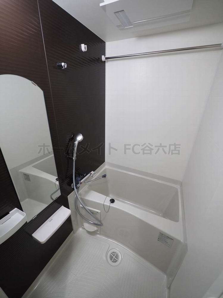 Luxe玉造IIIの風呂写真