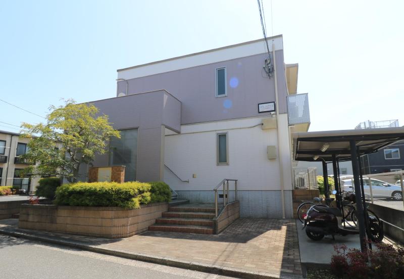 ＪＲ京浜東北線 浦和駅 バス乗車時間：15分 最寄りバス停で下車 徒歩2分 築20年
