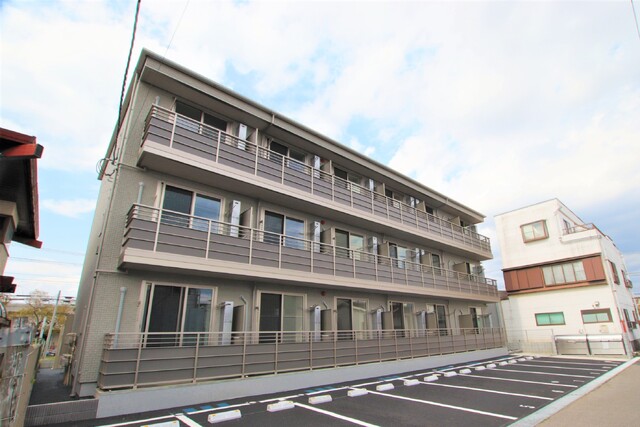 建物外観　積水ハウス施工のオートロック付きの１Ｋです♪