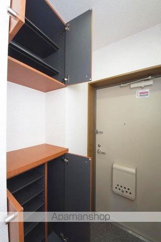 ＪＲ中央線 武蔵境駅 徒歩14分 4階建 築24年の玄関写真
