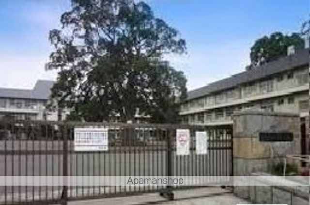 小学校　新磯小学校（小学校）まで1100m