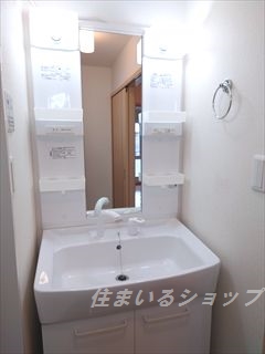 洗面設備　シャンプードレッサー
