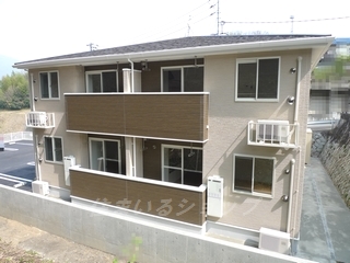 建物外観　バルコニー側の外観です！
