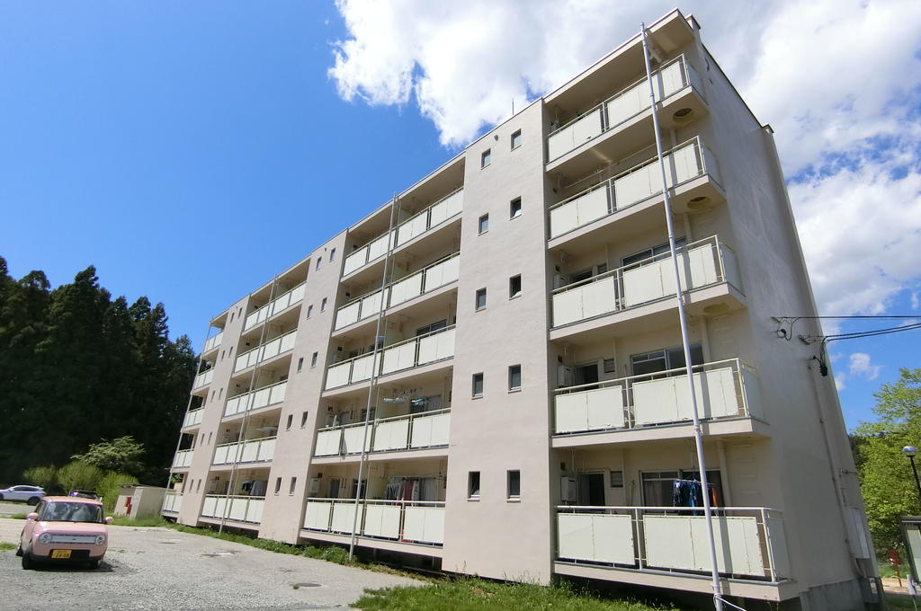 建物外観　同型物件の写真です