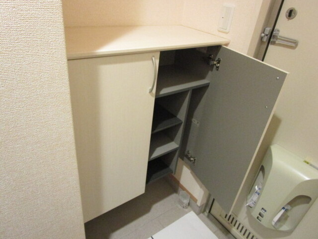 玄関　シューズボックス
