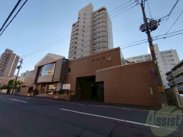建物外観　札幌市中央区南５条西「アルファコンフォート札幌」