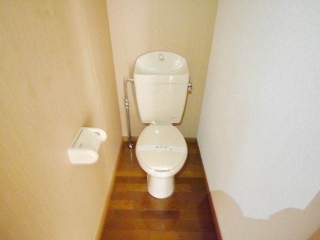 トイレ　★お部屋探しは株式会社タウンハウジング東京まで★