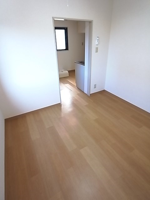パレ北昭和の居間写真