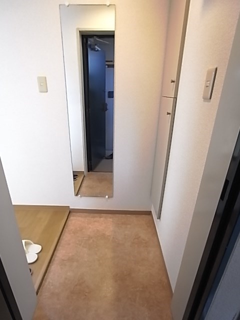 パレ北昭和の玄関写真