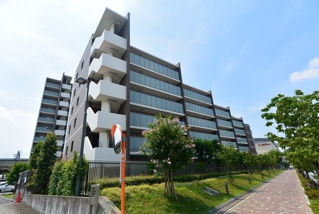建物外観　★大型のマンションです★