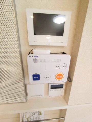 建物外観　旭化成施工シニア向け賃貸マンション