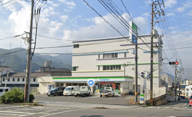 コンビニ　ファミリーマート 呉伏原店（コンビニ）まで1219m