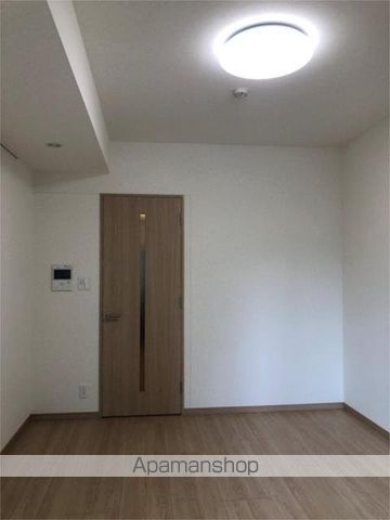 ルーブル板橋泉町弐番館の居間写真