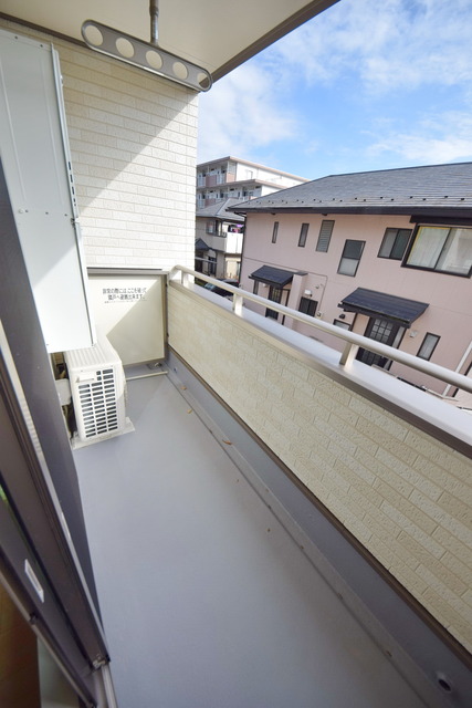 バルコニー　☆天気のよい日はお洗濯しましょう☆
