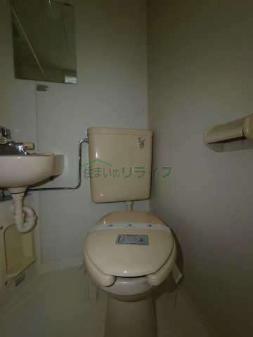 トイレ　エヴェナール東中野