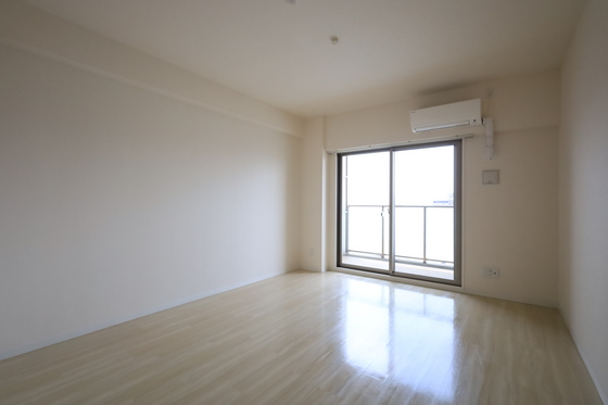 居室・リビング　※別部屋の写真です