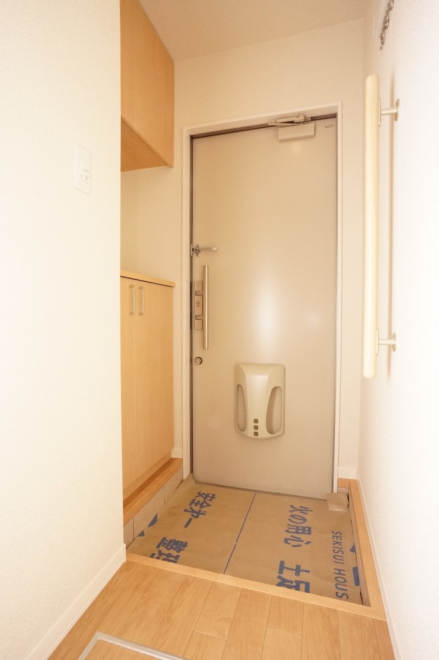 玄関　シューズＢＯＸあります！ダブルロックディンプルキー仕様！