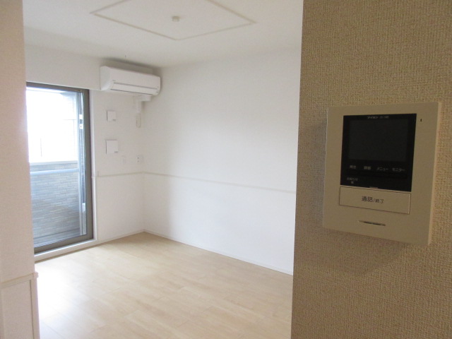 セキュリティ　ＴＶモニターホンで訪問者を確認できます。
