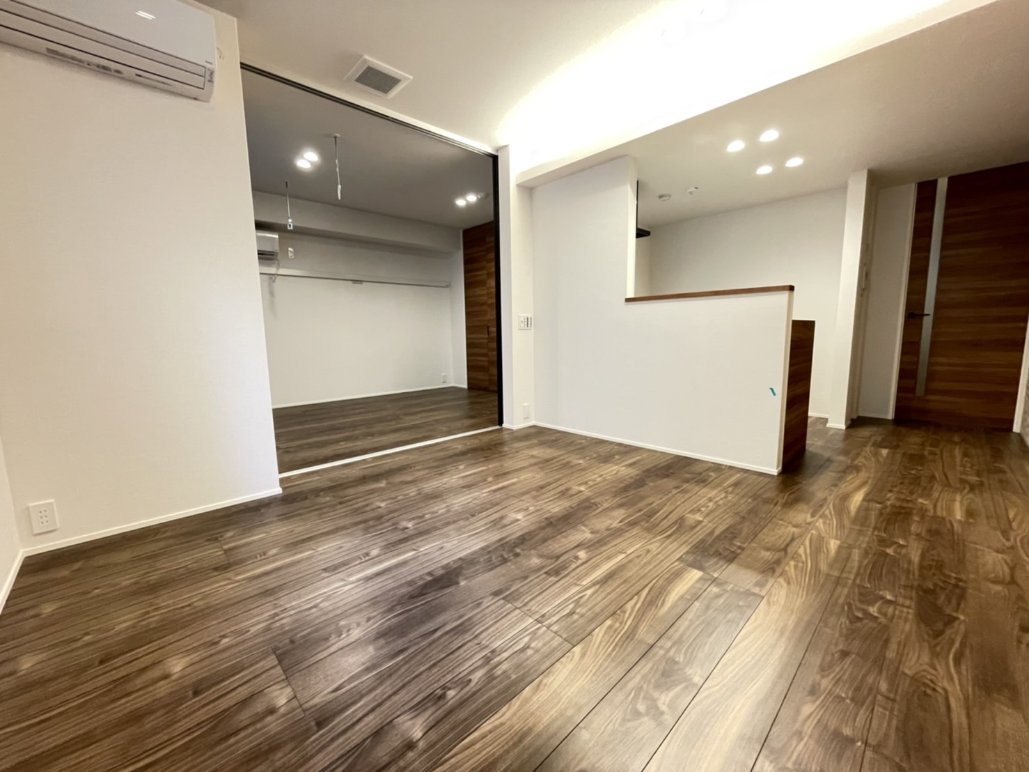 Plume Residence東日暮里の居間写真