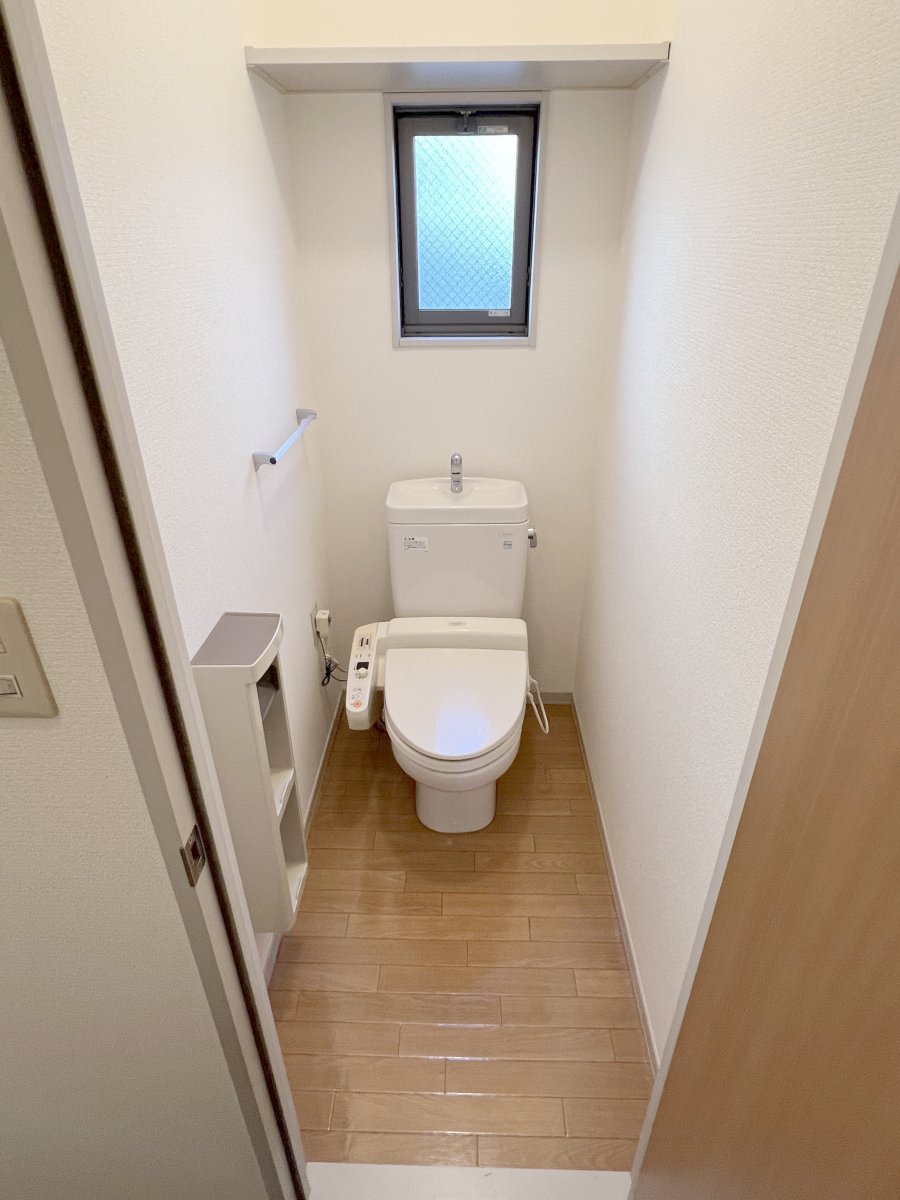 ＪＲ奥羽本線 蔵王駅 徒歩38分 2階建 築24年のトイレ写真