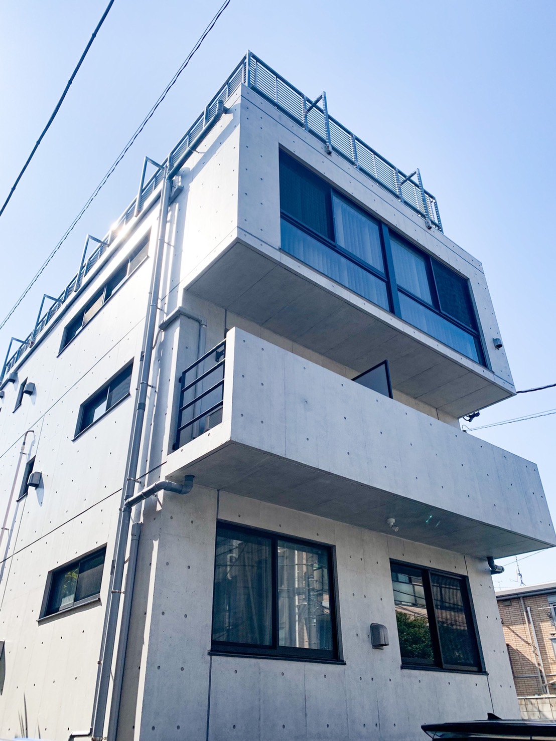 建物外観　RC造のしっかりとした造りのマンションです♪