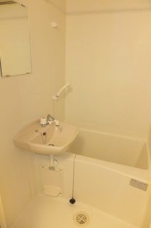 バス・シャワールーム　バスルーム