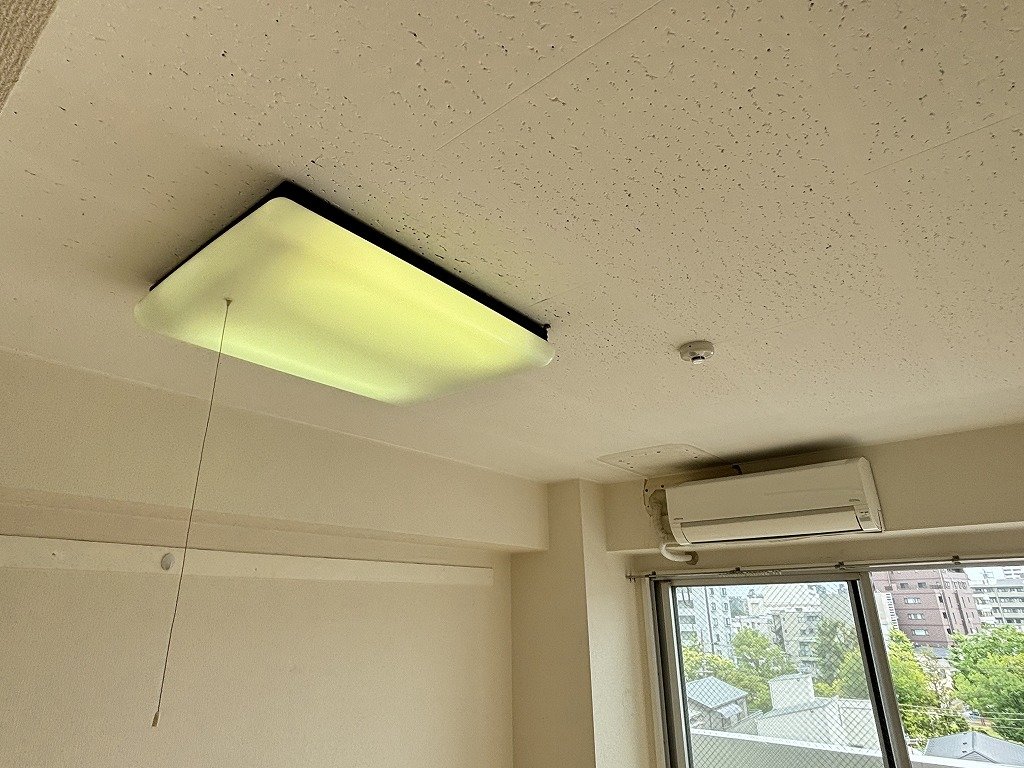 その他設備　エアコン・照明完備。