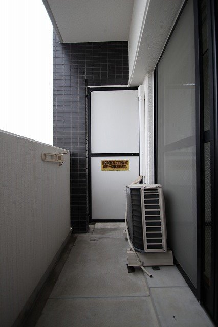 バルコニー　同物件別室です。