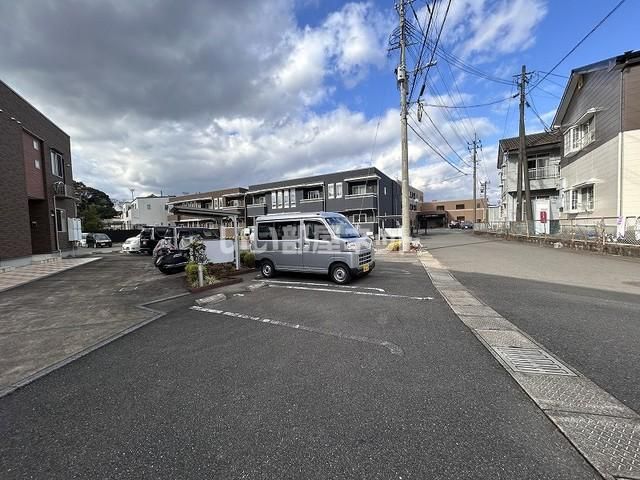 【ガーデンハウス新天町Ｃの駐車場】