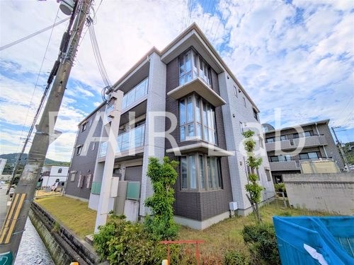 姫路市西今宿のマンションの建物外観