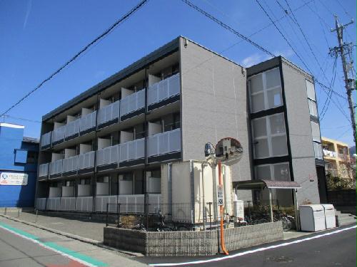 【レオパレスアスペンの建物外観】