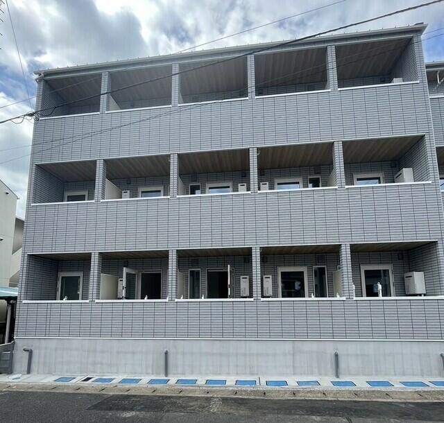 【ＭＥＬＤＩＡ与野本町IIIの建物外観】