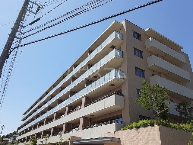 名古屋市天白区植田のマンションの建物外観