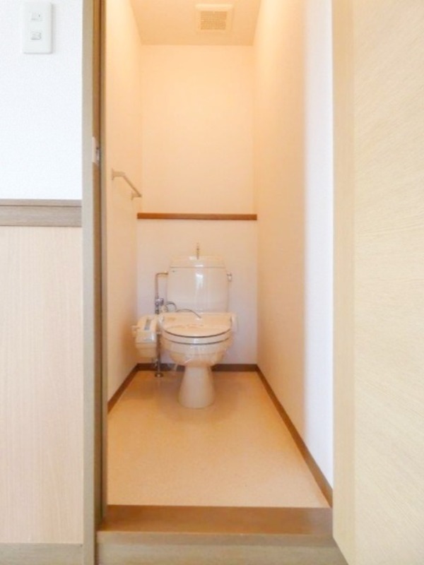 トイレ　図面と現状に相違がある場合には現状を優先