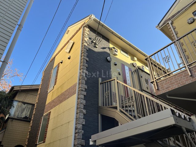 クイーンズモコ1の外観
