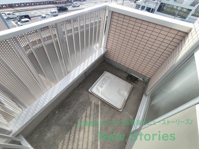 バルコニー　陽当たり良好なバルコニーです