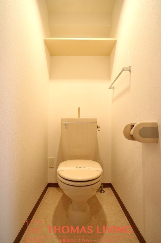 トイレ　写真は別号室です。