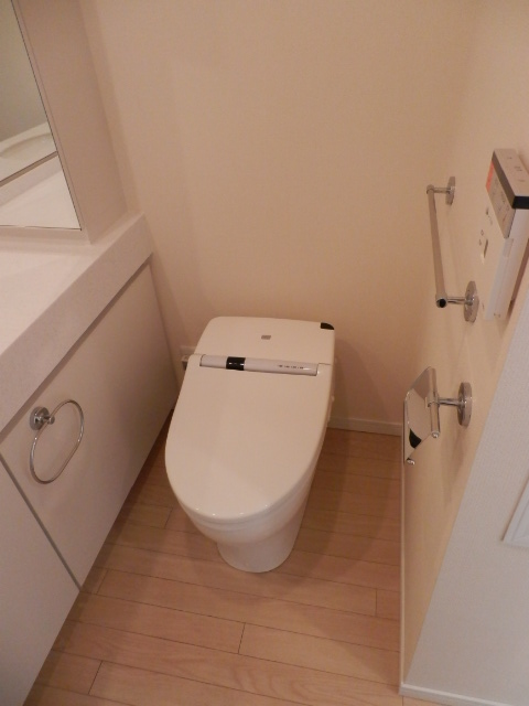 トイレ　トイレ