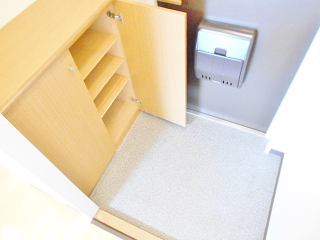 玄関　シューズボックス