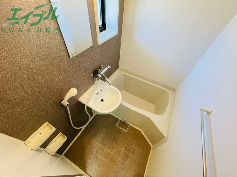 バス・シャワールーム　バス