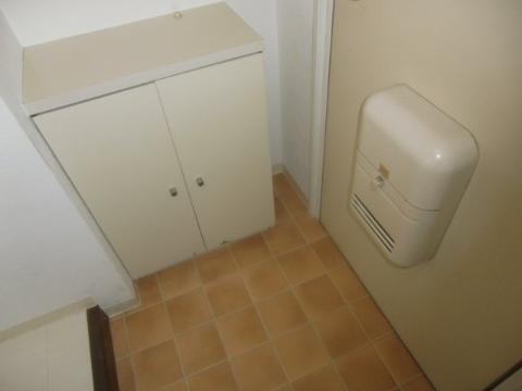第２メゾンいずみ　玄関　玄関内